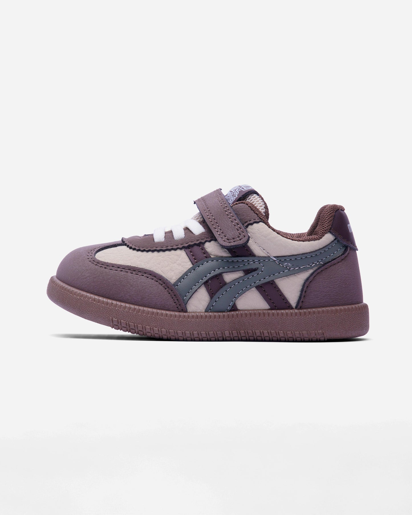 Kids Chunky Sneakers (B06)