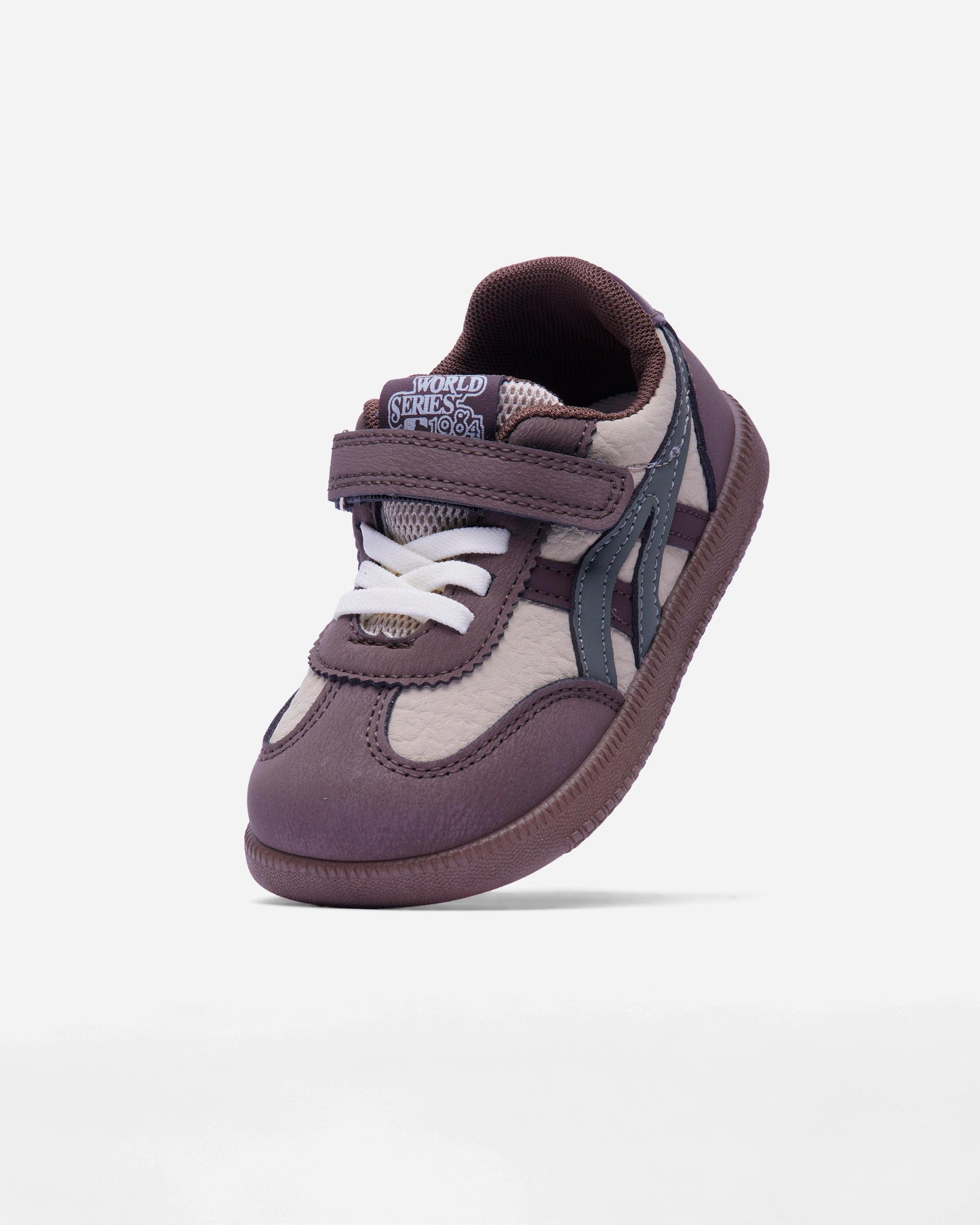 Kids Chunky Sneakers (B06)