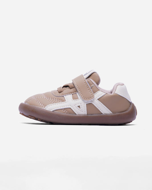 Kids Chunky Sneakers (B07)
