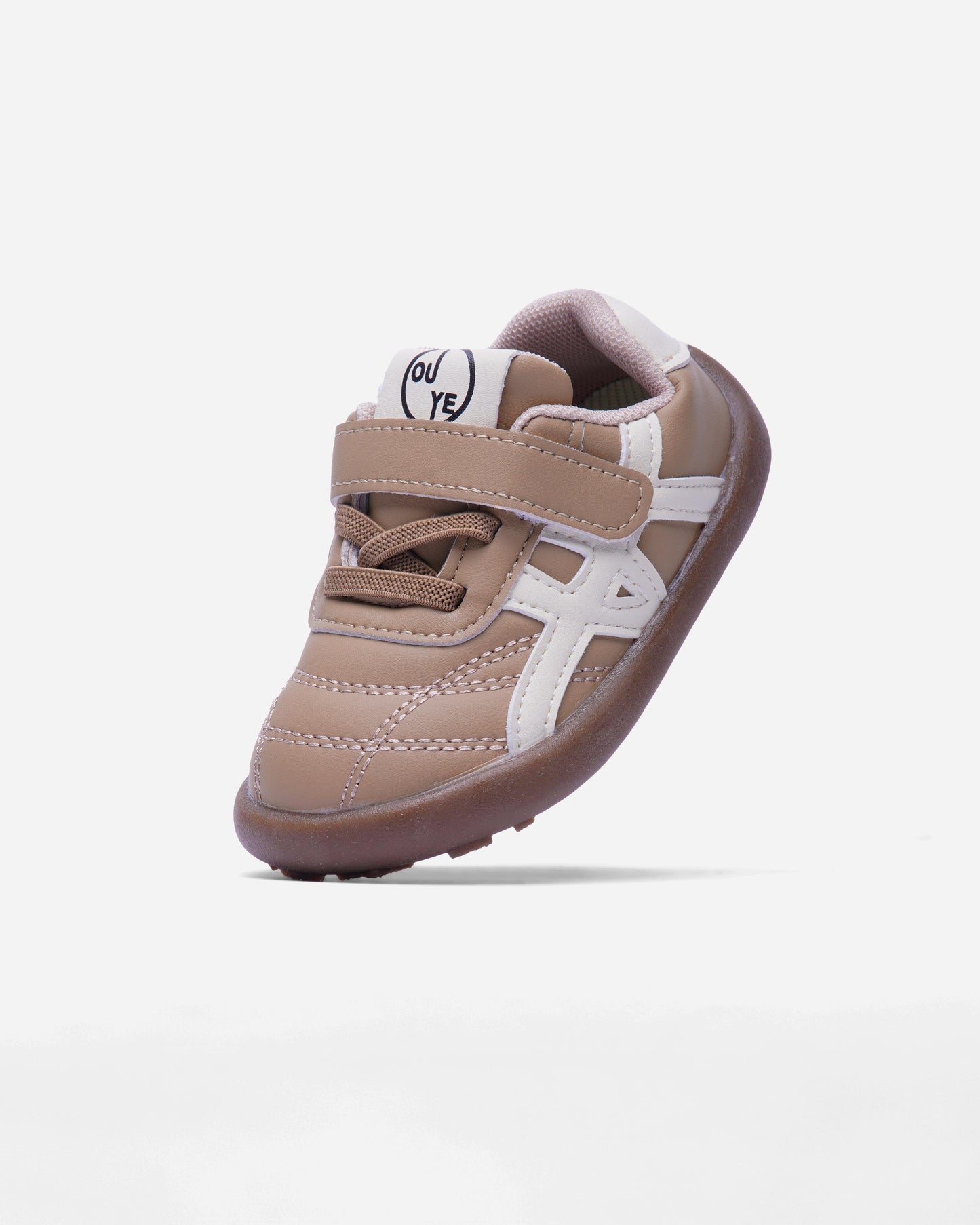Kids Chunky Sneakers (B07)