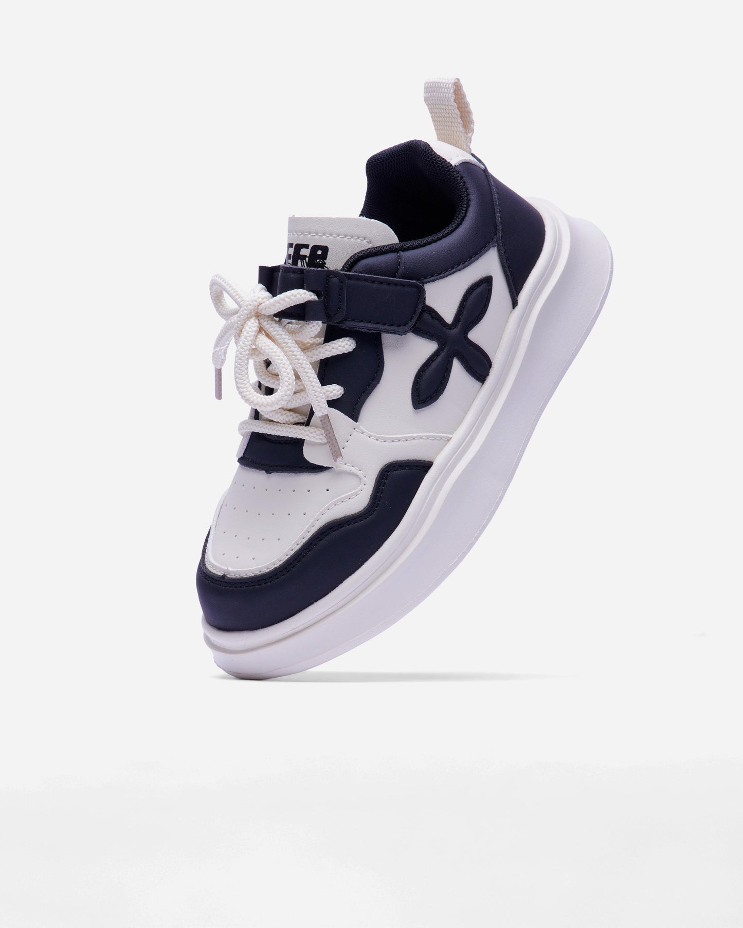 Kids Chunky Sneakers (W18)