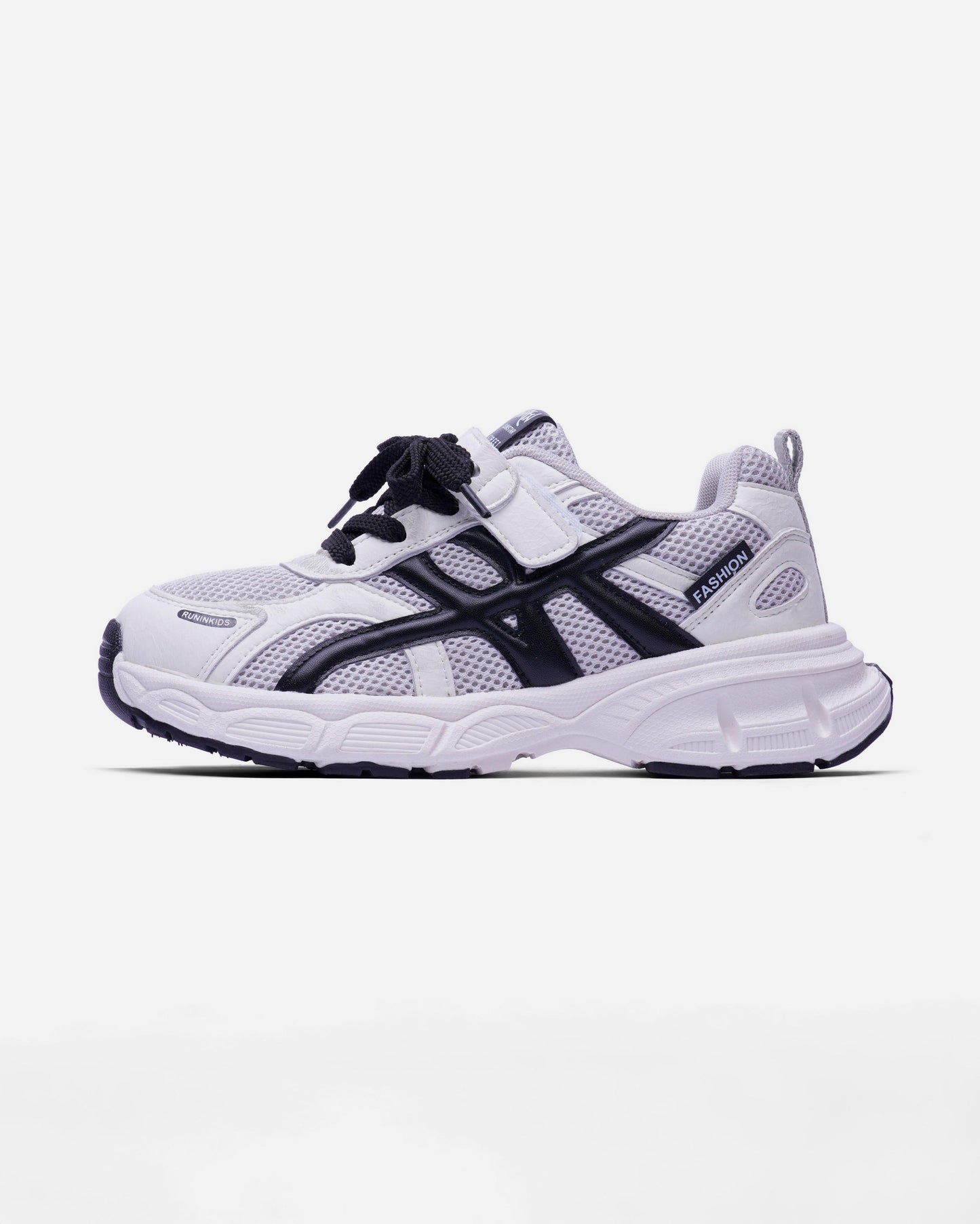 Kids Chunky Sneakers (W61)